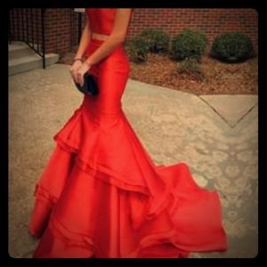 Beautiful 2 piece dress